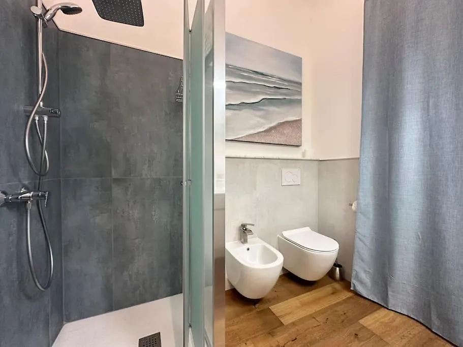 Modern Apartment Next The Beach Viareggio 0*,